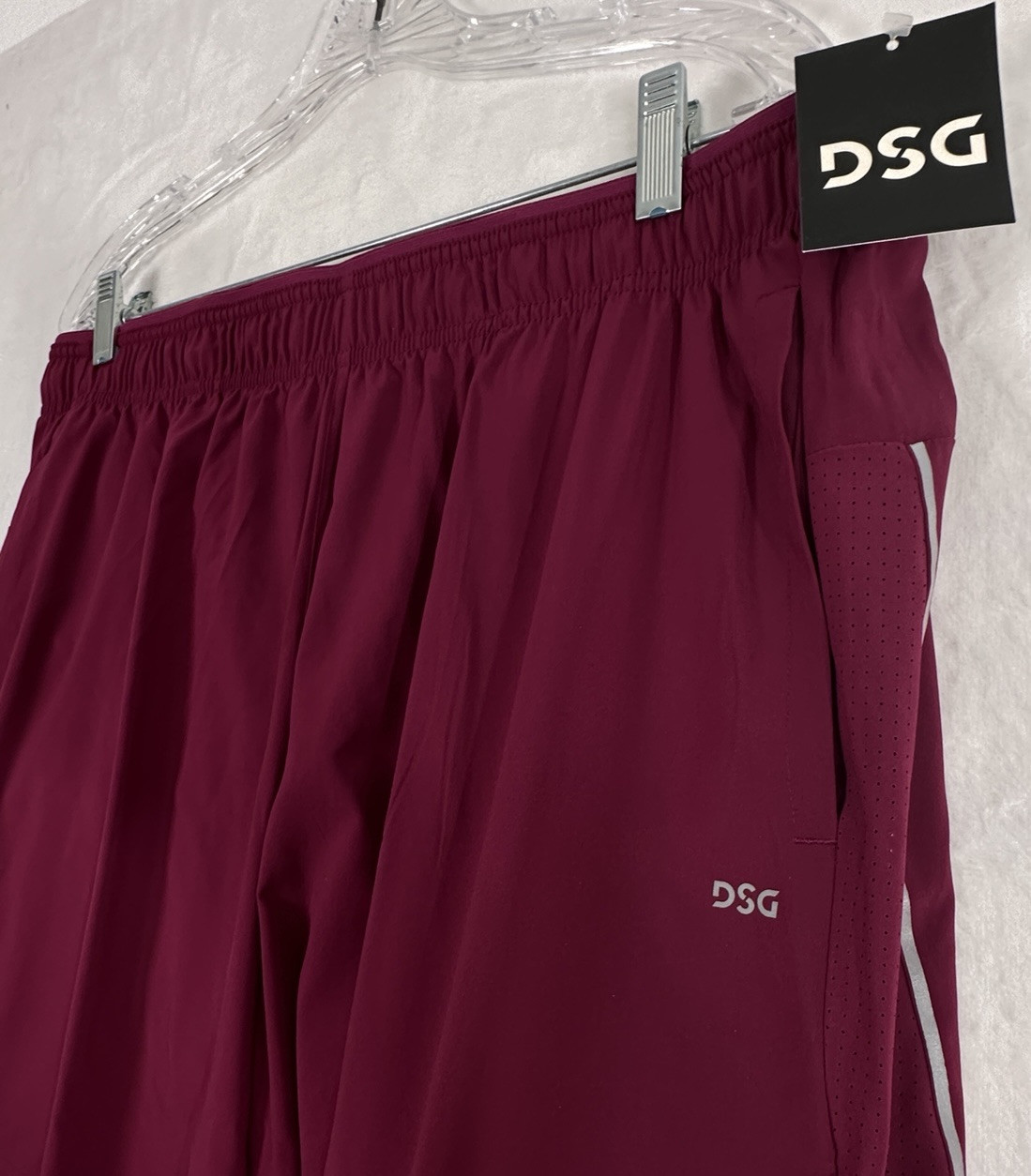 DSG 7” Running Shorts Mens Medium Stride Run Purple Reflective NWT